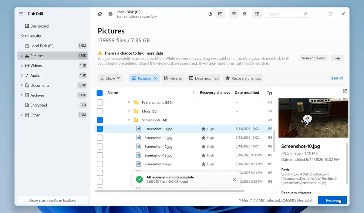 Recoverable screenshots with preview and recovery chances in the Disk Drill Pictures results